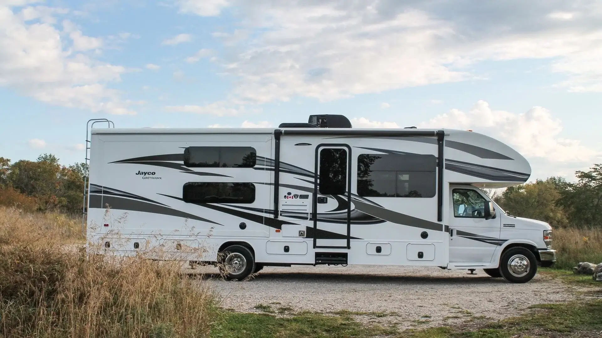 motorhome design by Vahn, built for unhurried travel